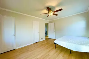 [Address not provided], New Hyde Park, NY 11040 - Photo 19