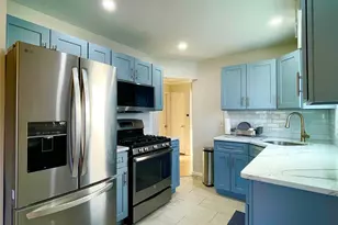 [Address not provided], New Hyde Park, NY 11040 - Photo 9