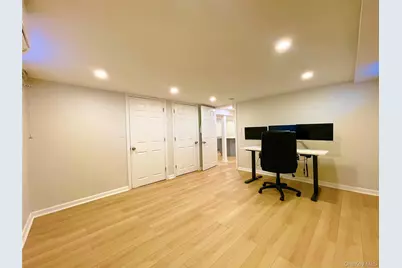 [Address not provided], New Hyde Park, NY 11040 - Photo 21