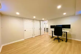 [Address not provided], New Hyde Park, NY 11040 - Photo 21