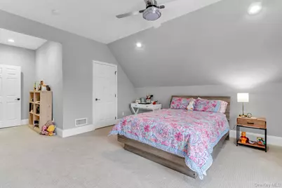 19 Sassinoro Boulevard, Cortlandt Manor, NY 10567 - Photo 29