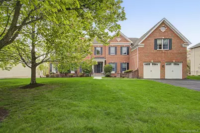 19 Sassinoro Boulevard, Cortlandt Manor, NY 10567 - Photo 1