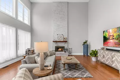 19 Sassinoro Boulevard, Cortlandt Manor, NY 10567 - Photo 17