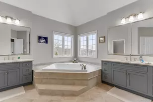 19 Sassinoro Blvd, Cortlandt Manor, NY 10567 - Photo 25