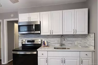 83 E Lido Prom, Lindenhurst, NY 11757 - Photo 3