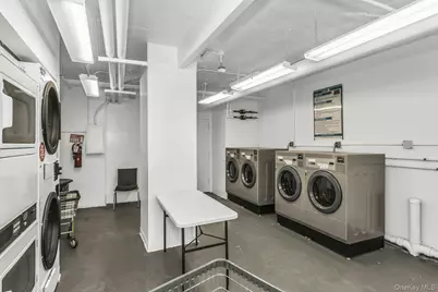 24-75 38th Street #B8, Astoria, NY 11103 - Photo 19