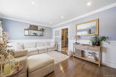 192 Mill Road, Valley Stream, NY 11581 - Photo 21