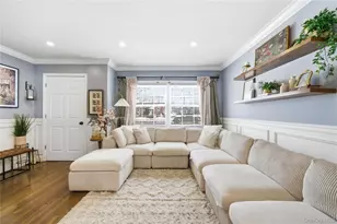 192 Mill Rd, Valley Stream, NY 11581 - Photo 19