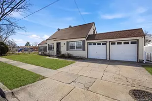 192 Mill Rd, Valley Stream, NY 11581 - Photo 3