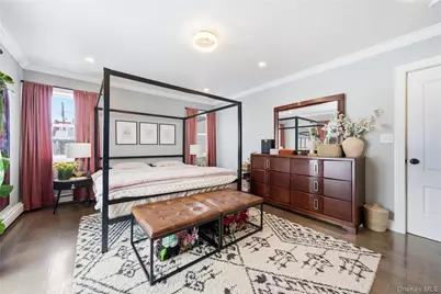 192 Mill Road, Valley Stream, NY 11581 - Photo 5