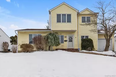 31 Steven Street, Plainview, NY 11803 - Photo 1