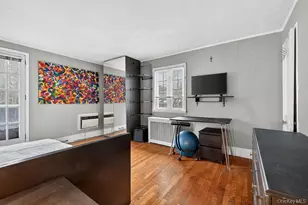 21 Lawrence Pl, Pelham, NY 10803 - Photo 19