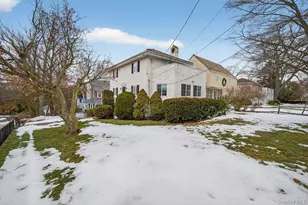 21 Lawrence Pl, Pelham, NY 10803 - Photo 27