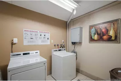 160 Academy Street #3N, Poughkeepsie, NY 12601 - Photo 7