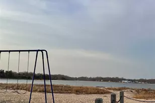 5845 N Bayview Rd, Southold, NY 11971 - Photo 23