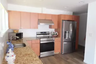 9 Adams St, East Rockaway, NY 11518 - Photo 5