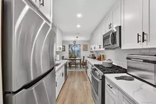 121 Foxwood Cir, Mount Kisco, NY 10549 - Photo 23