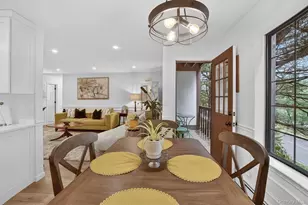 121 Foxwood Cir, Mount Kisco, NY 10549 - Photo 17