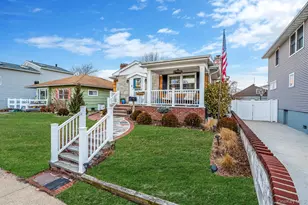 523 E Fulton St, Long Beach, NY 11561 - Photo 3