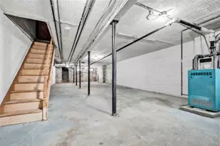 59-17 Putnam Ave, Ridgewood, NY 11385 - Photo 25