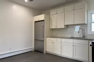 155 N Clinton St, Poughkeepsie, NY 12601 - Photo 5