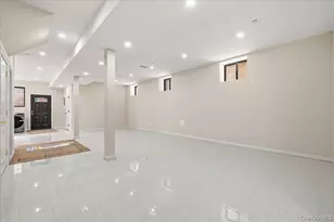 15424 27th Ave, Flushing, NY 11354 - Photo 29