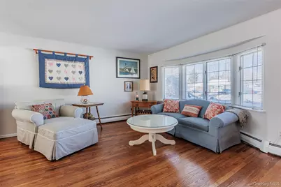 45 Terry Lane, Commack, NY 11725 - Photo 5