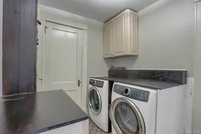 105 Hooker Avenue, Poughkeepsie, NY 12601 - Photo 17