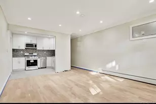 114-25 148th St, Jamaica, NY 11436 - Photo 3