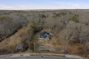 452 Montauk Hwy, East Quogue, NY 11942 - Photo 17