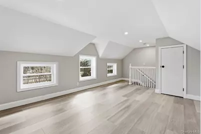 452 Montauk Highway, East Quogue, NY 11942 - Photo 11