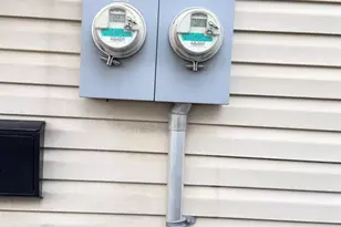 54-31 Nurge Ave, Maspeth, NY 11378 - Photo 3