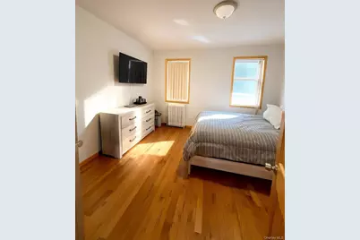 5431 Nurge Avenue, Maspeth, NY 11378 - Photo 9