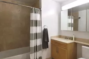 40-22 College Point Blvd, Flushing, NY 11354 - Photo 7