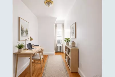 9701 69th Avenue, Forest Hills, NY 11375 - Photo 15