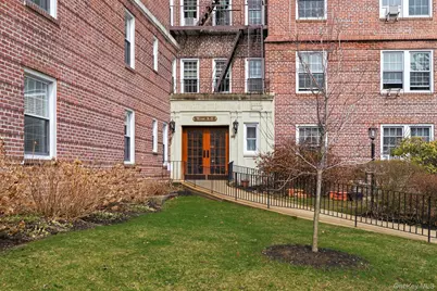 300 S Broadway #2D, Tarrytown, NY 10591 - Photo 3