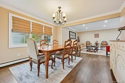 21 Colgate Lane, Woodbury, NY 11797 - Photo 15