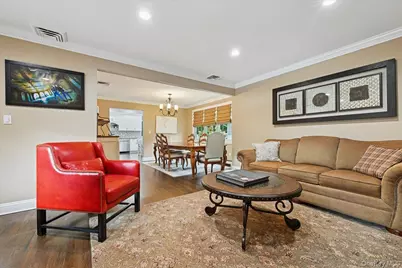 21 Colgate Lane, Woodbury, NY 11797 - Photo 13