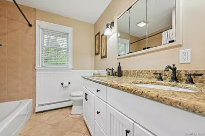 21 Colgate Lane, Woodbury, NY 11797 - Photo 25