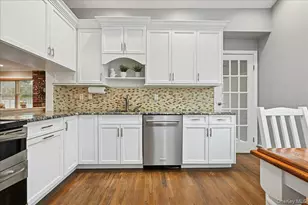 21 Colgate Ln, Woodbury, NY 11797 - Photo 5