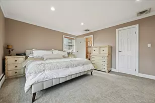 21 Colgate Ln, Woodbury, NY 11797 - Photo 19