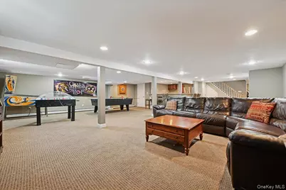 21 Colgate Lane, Woodbury, NY 11797 - Photo 31