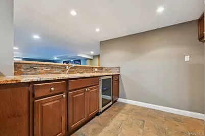 21 Colgate Lane, Woodbury, NY 11797 - Photo 33