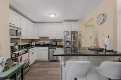 3220 Fairfield Avenue #5A, Bronx, NY 10463 - Photo 9