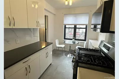 98-76 Queens Boulevard #3A, Rego Park, NY 11374 - Photo 3