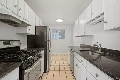 401 Commons Way #H, Fishkill, NY 12524 - Photo 9