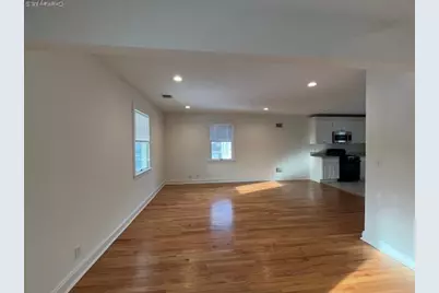 8 Dunes Lane #B- Second Floor, Port Washington, NY 11050 - Photo 3