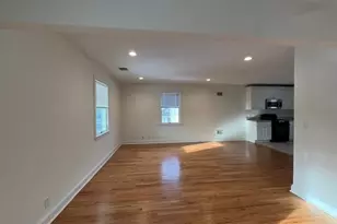 8 Dunes Ln, Port Washington, NY 11050 - Photo 3