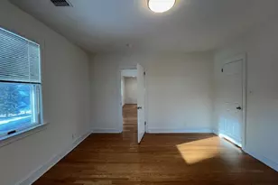 8 Dunes Ln, Port Washington, NY 11050 - Photo 13