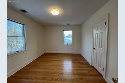 8 Dunes Lane #B- Second Floor, Port Washington, NY 11050 - Photo 9